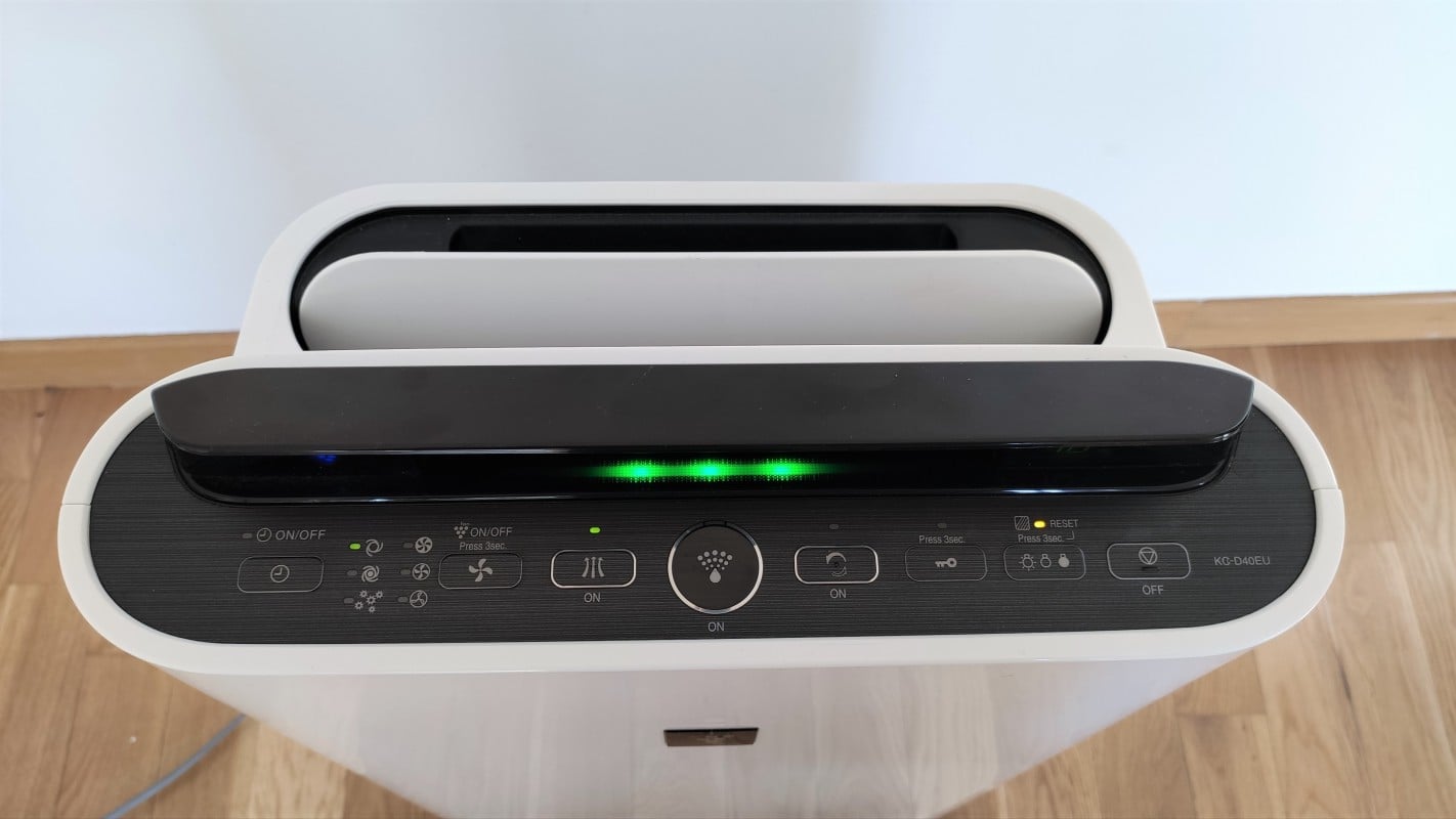 Sharp KC-D40EUW widok z góry