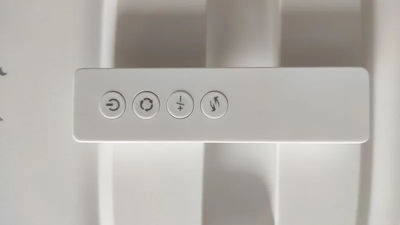 Pilot do zdalnego sterowania klimatyzerem DG1903