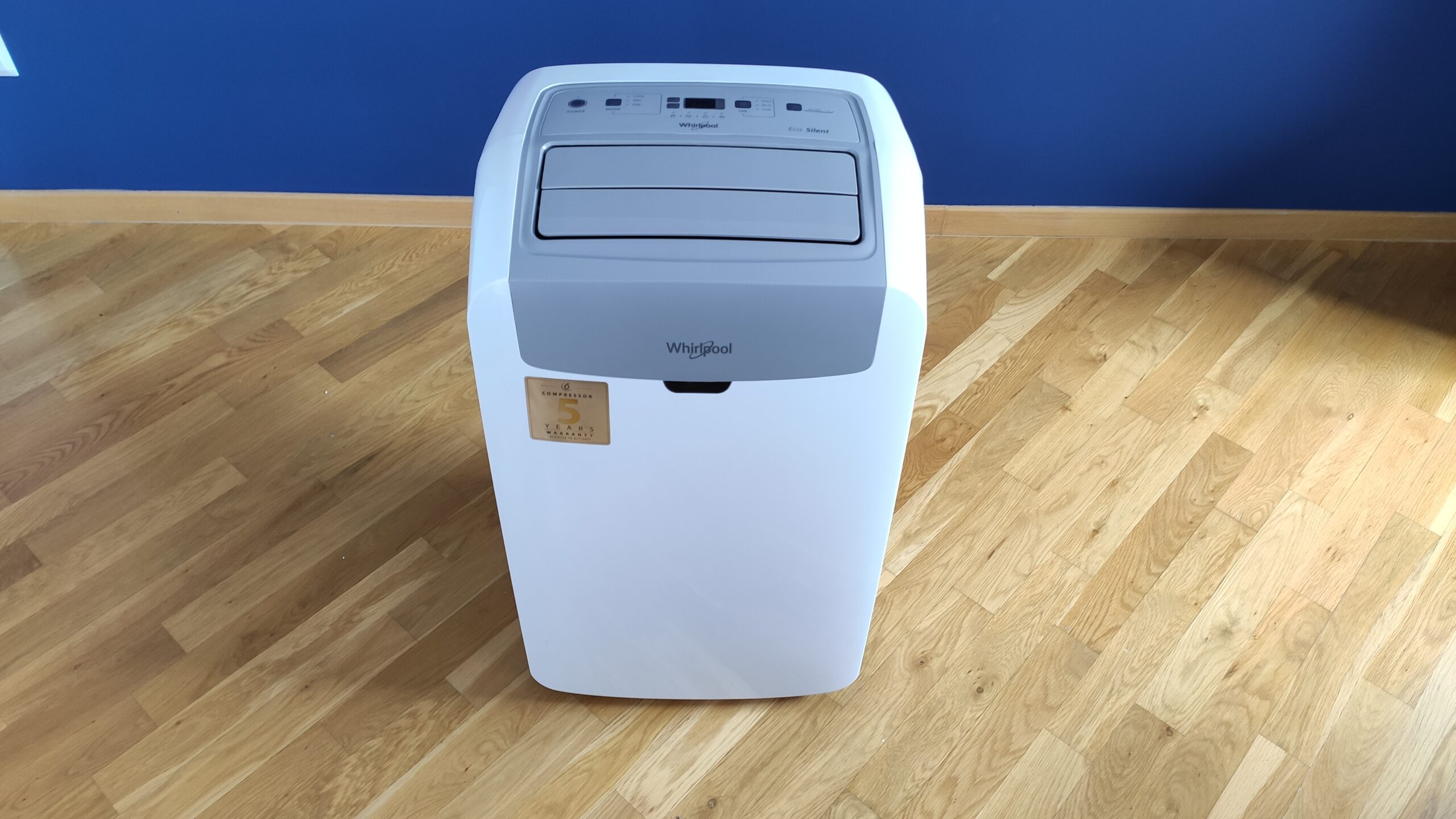 Klimatyzator przenośny Whirlpool PACW29COL góra przód