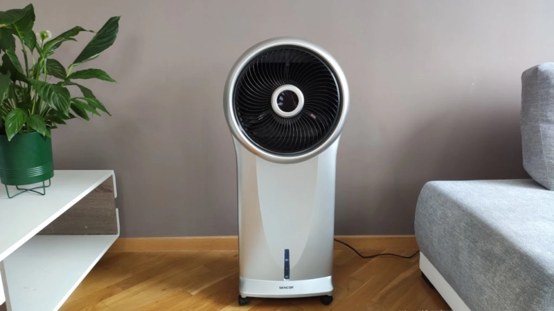 Klimatyzator Sencor SFN 9011 SL w salonie