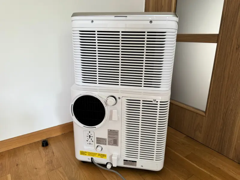 Electrolux EXP34U338CW z tyłu