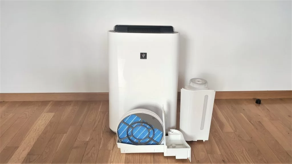 sharp-kc-d50euw-filtr-nawilzacza-przod-scaled-1-1024x576-1