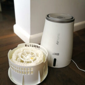 Nawilżacz powietrza ze zbiornikiem i filtrem