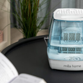 Nawilżacz powietrza Milla Home MAH150 na stoliku