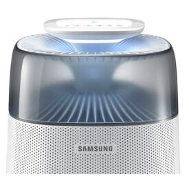 Górna część oczyszczacza powietrza AX40M3030WM z włączonym wskaźnikiem kolorystycznym.